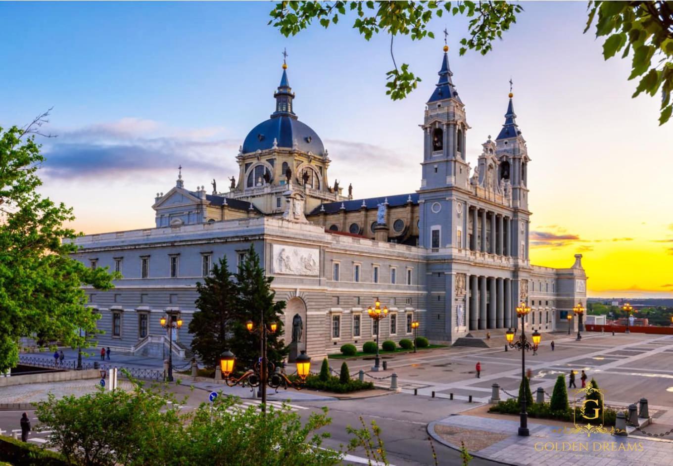 Luxe Apartment Madrid 7 Paradas De Metro De Sol エクステリア 写真